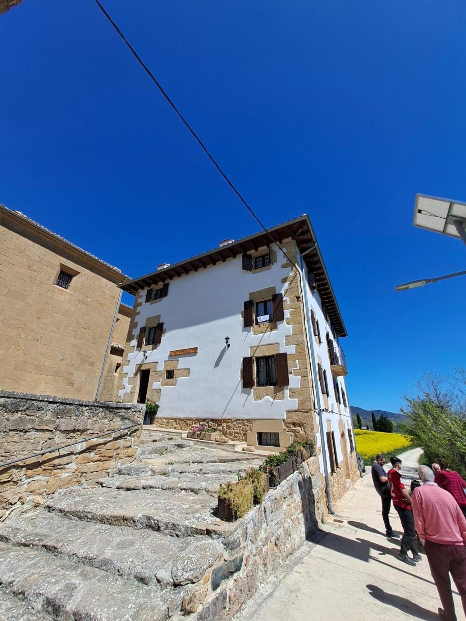 Migueltxoenea Villa Lacar Bagian luar foto